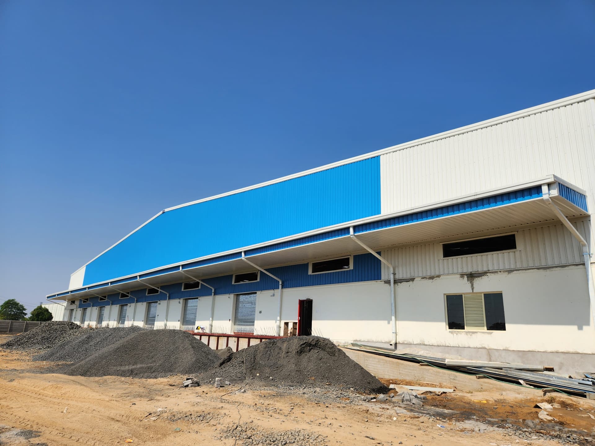PEB warehouse for OM Logistics India
