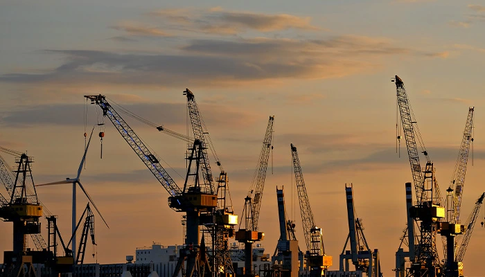 Crane building manufacturer in USA